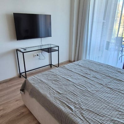 Аренда светлой 2-комнатной квартиры в комплексе Azur Panorama, Варна, Болгария